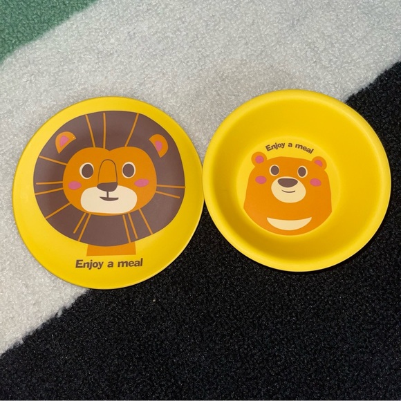 🦁 Daiso Safari Kids Dinnerware/Flatware Set - Picture 5 of 6